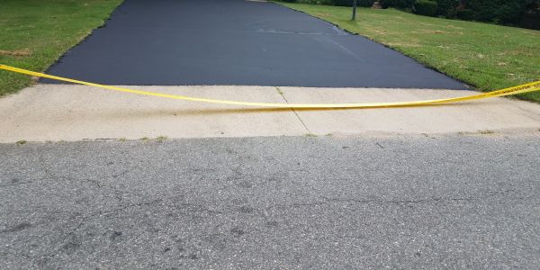 Driveway Sealcoating in Lodi